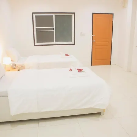 ตะวันแมนชั่น Apartment Ban Na Kha Exterior photo